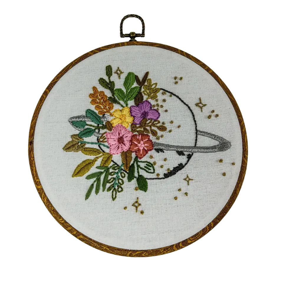 Bordado Planeta con Flores